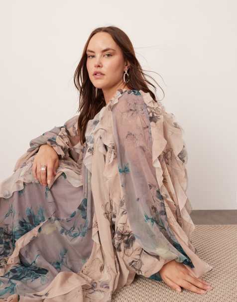 ASOS EDITION Curve - Vestito lungo in chiffon a fiori misti con bordi grezzi, maniche a palloncino e volant - view 1