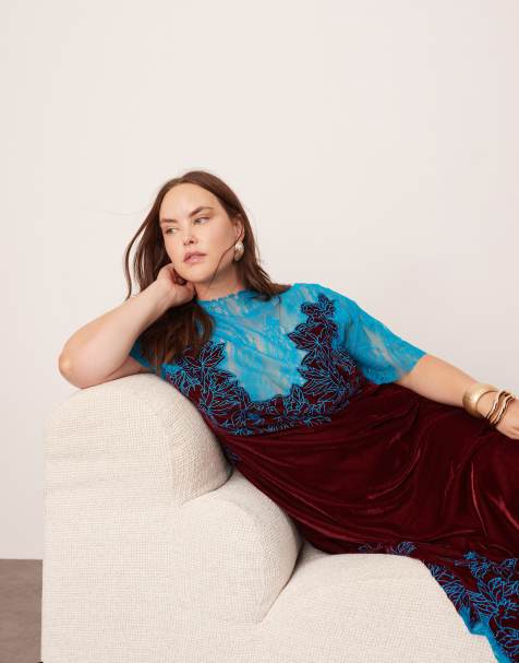 ASOS EDITION – Curve – Vinröd, broderad, rak midiklänning i sammet med spetsdetaljer - view 1