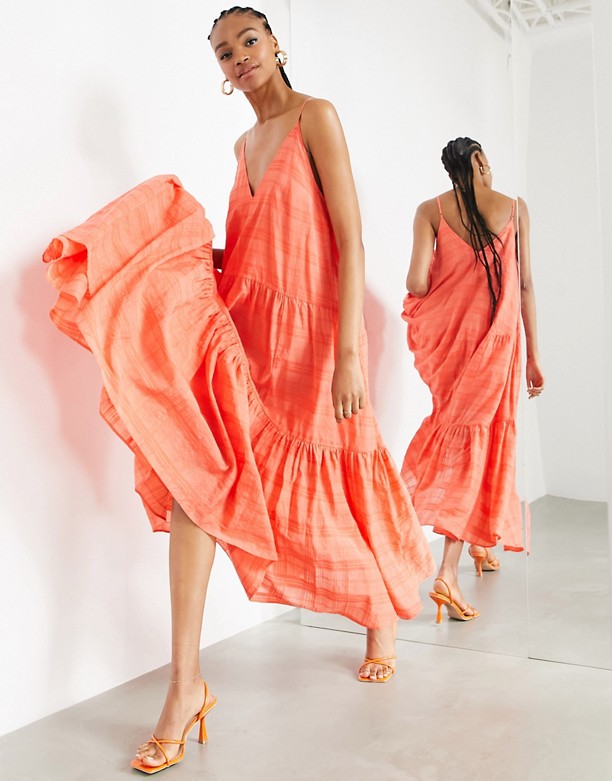  Jakość ASOS EDITION – Czerwona warstwowa sukienka maxi na ramiączkach z organzy w kratę Pomidorowy