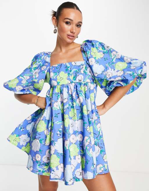 ASOS EDITION - Empire-minikjole med pufærmer og abstrakt blåt blomsterprint, 3 af 4