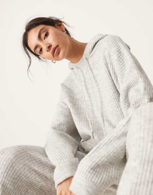 ASOS Edition - Felpa con cappuccio in maglia grigio ghiaccio a coste in coordinato