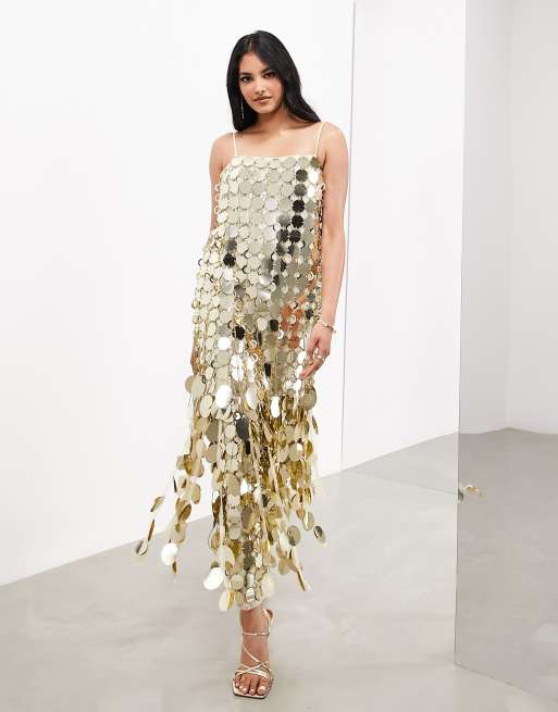 ASOS EDITION Futurist Wadenlanges Pailletten Tragerkleid in Gold mit geradem Schnitt und 3D Fransen