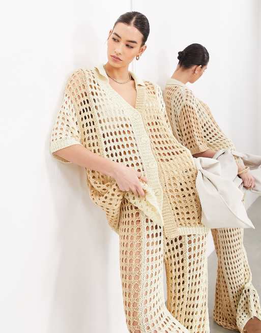 ASOS EDITION - Gebreid oversized overhemd met korte mouwen in crème met strepen in dezelfde kleurschakering, deel van co-ord set