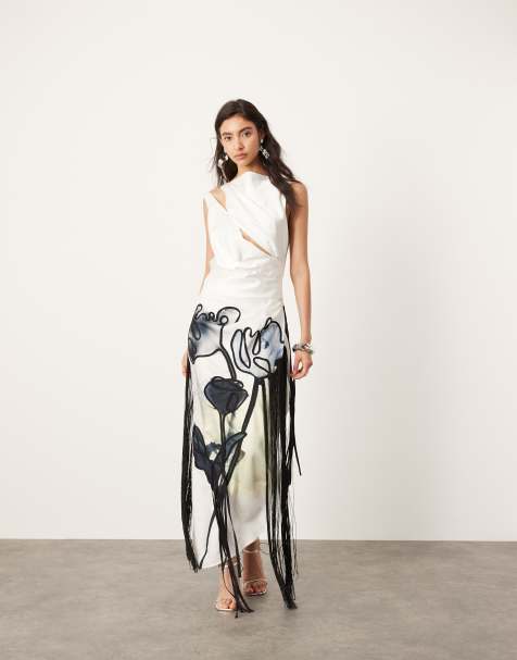 ASOS EDITION - Gedrapeerde midi jurk met gedrapeerde achterkant, geborduurde bloemen en franjes in crème - view 1