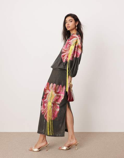 ASOS Edition – Grafitowa aksamitna sukienka maxi z haftowanym wzorem i frędzlami - view 1