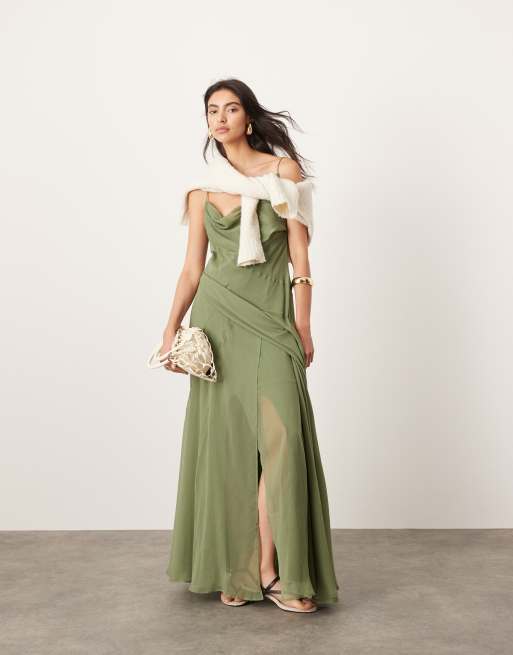 ASOS EDITION – Grön maxiklänning i chiffong med smala axelband och asymmetrisk drapering, 2 av 4