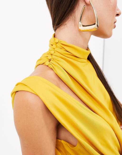 ASOS Edition - Gul maxikjole med draperinger og høj, udskåret hals, 2 af 4