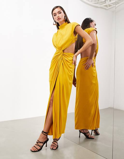 ASOS EDITION Hochgeschlossenes drapiertes Maxikleid in Goldgelb mit Schlitzausschnitt ASOS