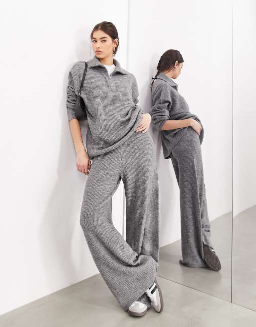 ASOS Edition – Jasnoszare prążkowane spodnie dzianinowe z szerokimi nogawkami, część zestawu