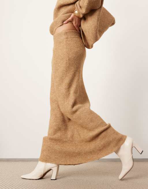 Ensemble Jupe + Top St. John Tricot Beige Doré - Taille 10, état Parfait (comme Neuf Avec étiquette)