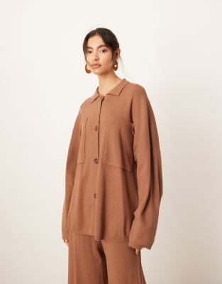 knit button up oversized shirt in toffee -set-Brown