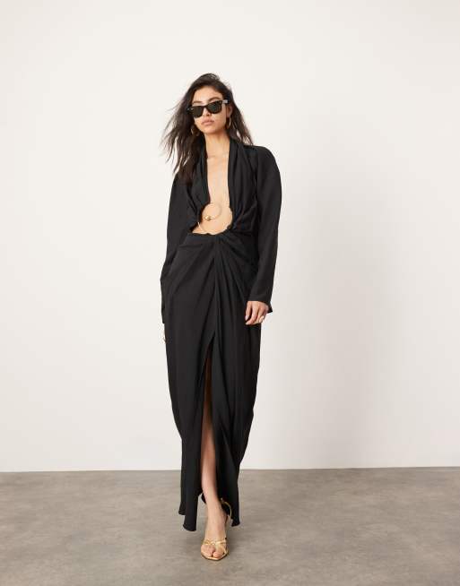 ASOS EDITION – Langärmliges Maxikleid in Schwarz mit markantem, spiralförmigem Besatz
