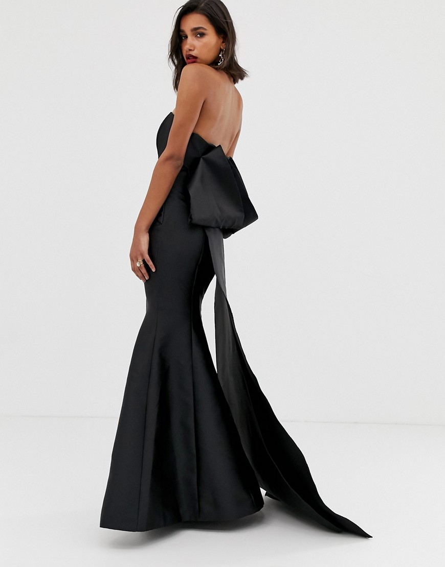 ASOS EDITION - Lange bandeau-jurk met strik op de rug-Zwart