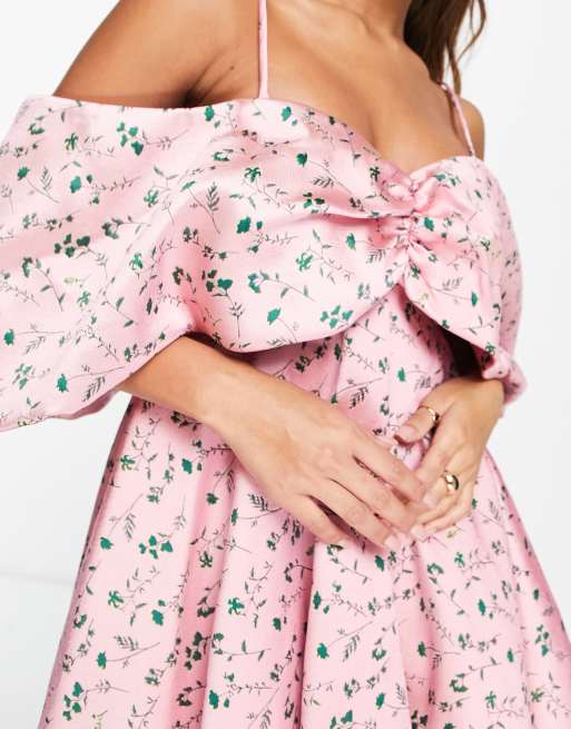 ASOS EDITION - Lyserød offshoulder-minikjole i jacquard med draperede ærmer og blomstermønster, 3 af 4