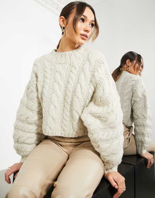 ASOS EDITION - Maglione a trecce lavorato a mano color avena