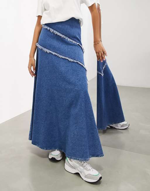 ASOS EDITION – Maxi-Jeansrock in A-Linie in Blau mit ausgefranstem Detail, 4 von 4