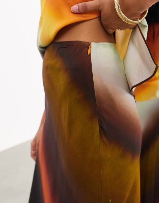 ASOS EDITION - Maxinederdel med skråsnit og ombré-striber i solnedgangsfarver - Del af sæt, 4 af 5