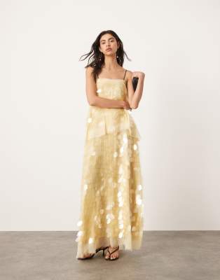 ASOS EDITION - Mehrlagiges, verziertes Maxi-Trägerkleid in Pastellgelb mit Paillettensplittern