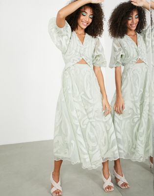EDITION midi dress in organza with applique embroidery in sage green - Click1Get2 Black Friday