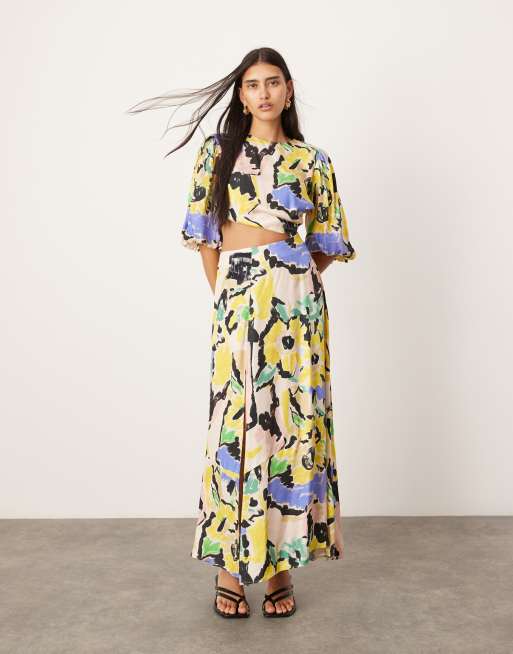 ASOS EDITION - Midikjole med blouson-ærmer og udskæring i oversized blomstermønster