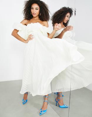 ASOS EDITION - Midikleid mit Off-Shoulder-Trägern und Puffärmeln in Cremeweiß