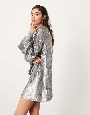 ASOS EDITION - Minikleid in Silber mit ringförmigem Paillettenbesatz und U-Ausschnitt am Rücken