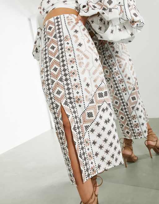 ASOS EDITION Mosaic Jupe crayon mi longue brod e Blanc