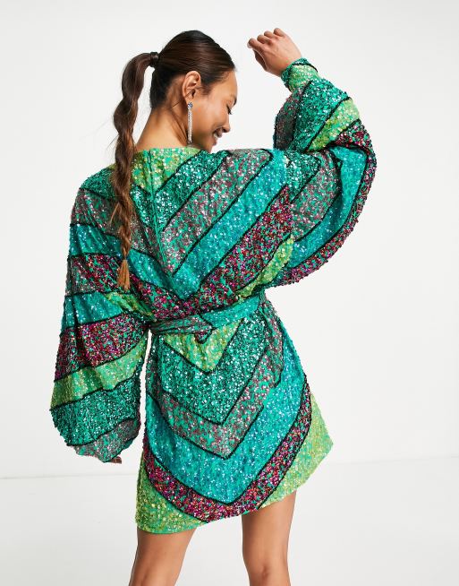 ASOS EDITION – Paljettklädd, chevronmönstrad miniklänning med skärp, 2 av 4