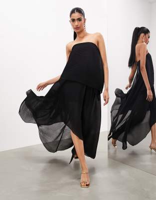 ASOS EDITION - Plissiertes, trägerloses Maxikleid in Schwarz mit nach hinten abfallendem Saum