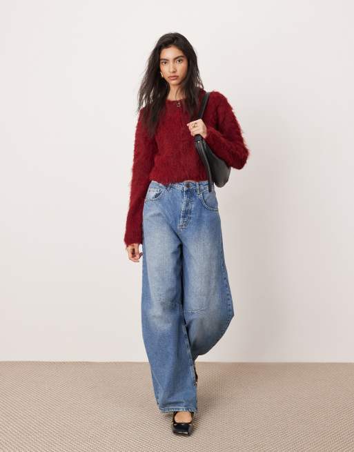 ASOS EDITION - Pluizig gebreid cropped vest met rits in bordeauxrood, 2 van 4