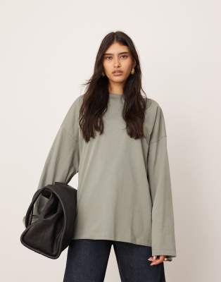 premium cotton oversized long sleeve t-shirt in olive green