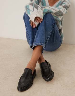 ASOS DESIGN ASOS EDITION Premium leather loafer in black