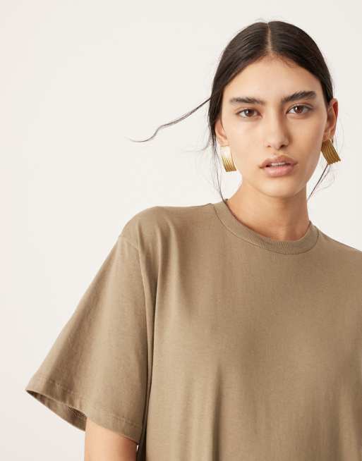 ASOS EDITION - Premium - Maxi T-shirtjurk met zakken in kaki, 3 van 4
