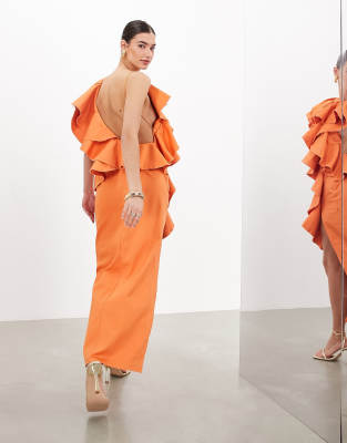 ASOS EDITION - Premium - Maxikleid in Orange mit One-Shoulder-Träger, unverarbeitetem Saum und Rüschen