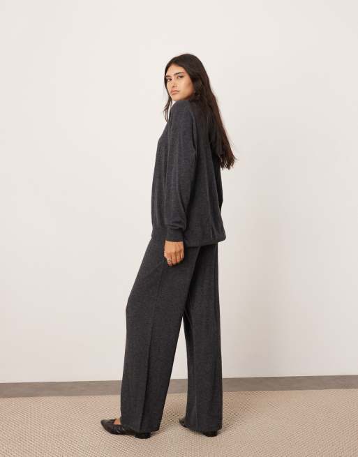 ASOS EDITION – Premium – Mörkgrå, stickad tröja med huva i kashmirblandning, del av set, 4 av 4