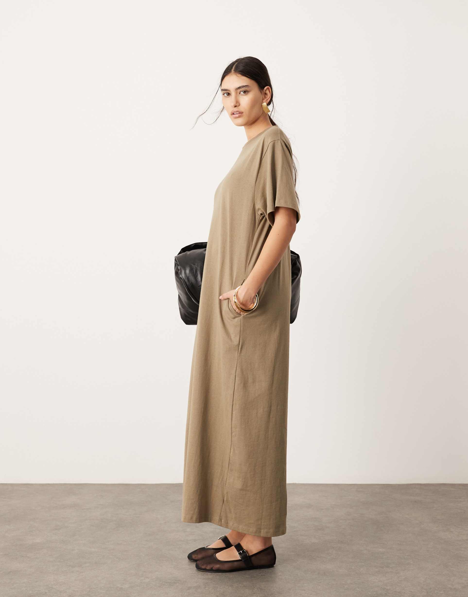 asos edition premium t-shirt maxi dress with pockets in khaki