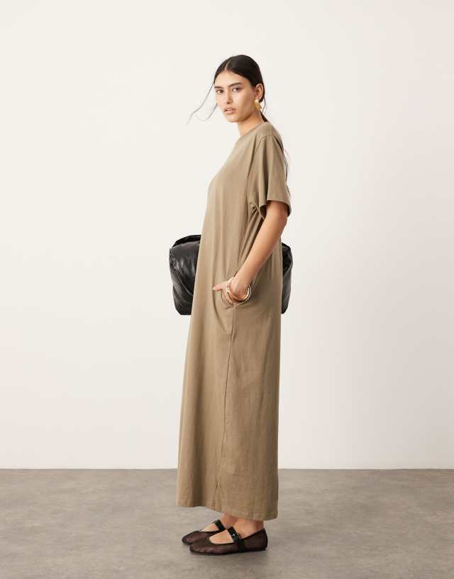 ASOS EDITION - premium t-shirt maxi dress with pockets in khaki