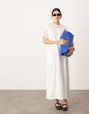 premium t-shirt maxi dress with pockets in white