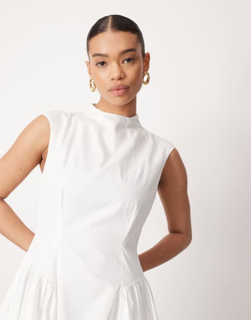 ASOS EDITION - Puffy midi jurk met hoogsluitende hals en verlaagde taille in wit , 3 van 4