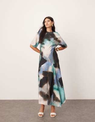 rib detail satin maxi dress in abstract print-Multi