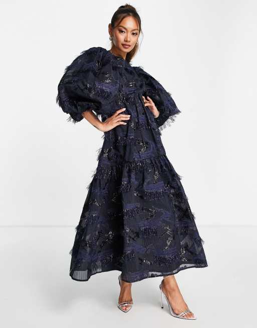 ASOS EDITION - Robe babydoll à volants étagés motif jacquard - Bleu marine