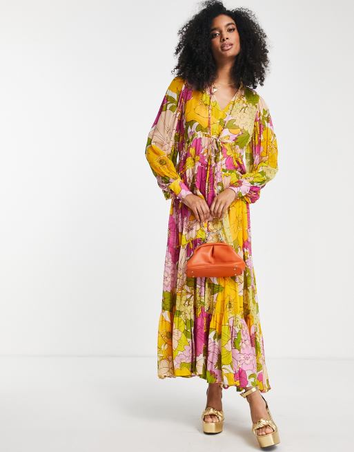 ASOS EDITION - Robe longue à volants étagés avec imprimé fleuri rétro