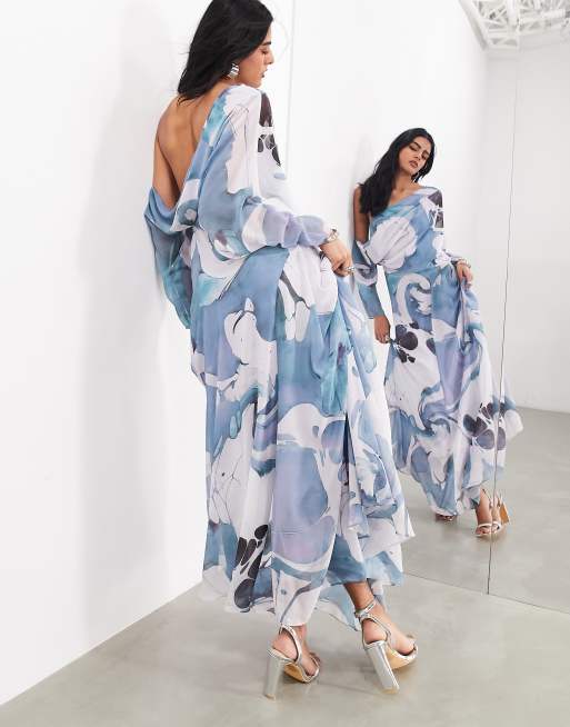 ASOS EDITION - Robe longue drapée en tissu doux et transparent à épaules dénudées avec imprimé tourbillon - Bleu, 3 de 4