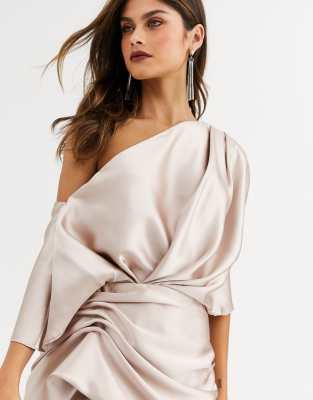 ASOS EDITION Robe mi longue asym trique drap e en satin ASOS