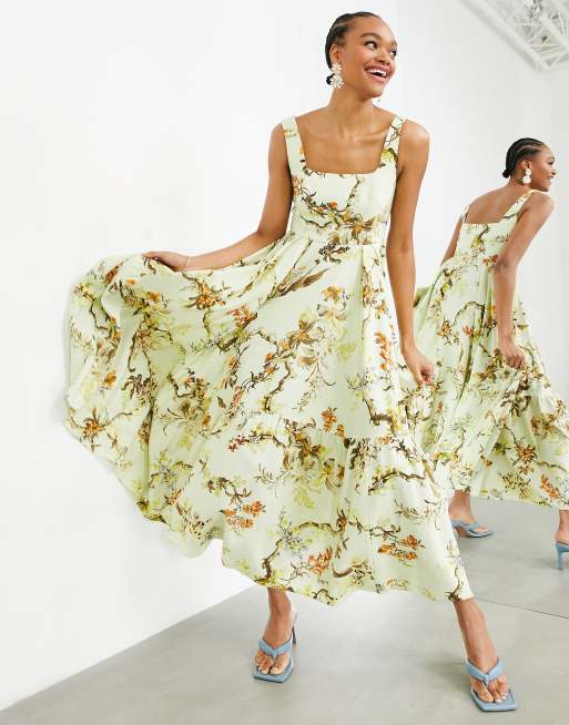 ASOS EDITION - Robe mi-longue sans manches à étages et encolure carrée imprimé forêt
