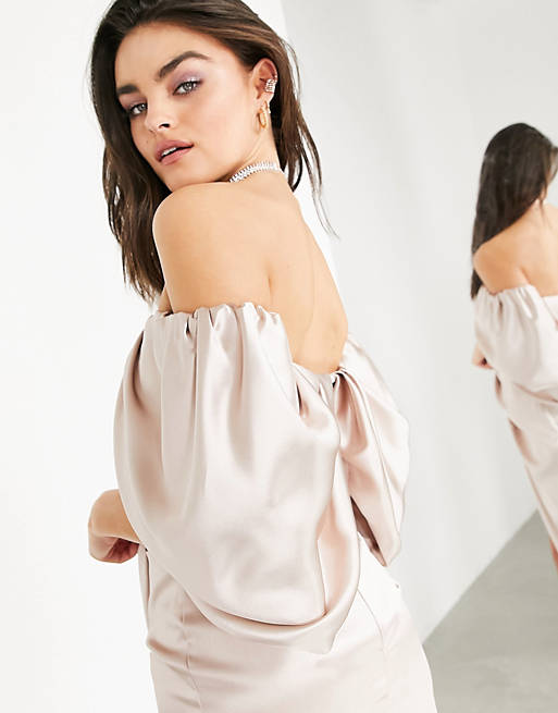 Designer Brands satin drape off shoulder top in pink 