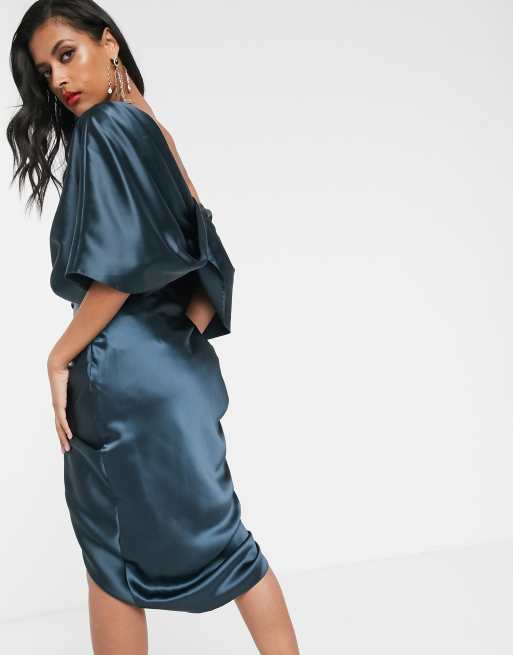 ASOS EDITION – Satynowa asymetryczna sukienka o długości midi z drapowaniem, 2 z 4