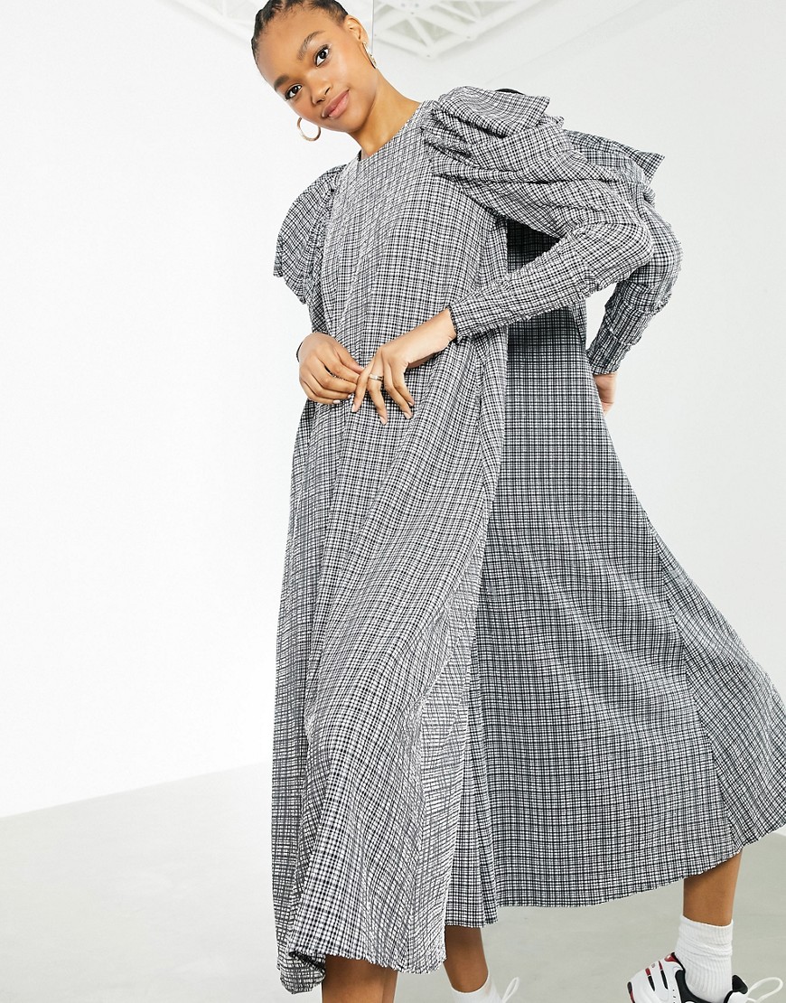 Asos Design Seersucker Check Midi Dress With Puff Sleeves In Black And White-multi