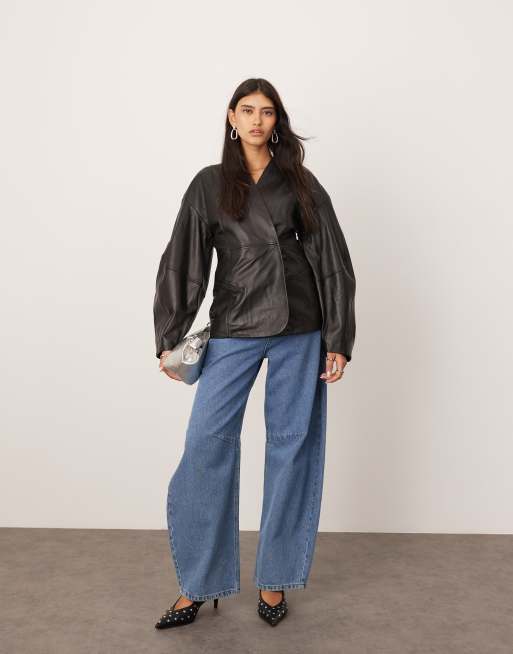 ASOS EDITION - Sort jakke med ovale ærmer og indsyet talje i blødt læder, 3 af 4