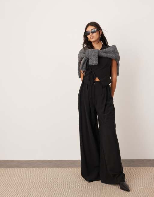 ASOS Edition - Sorte bukser med vide ben og minimalistisk linning - Del af sæt